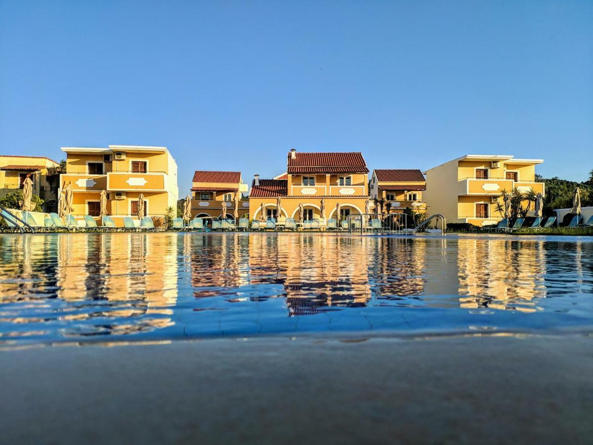 Tondoris Apartments Сідарі Екстер'єр фото